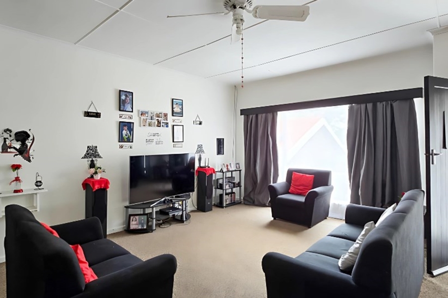 5 Bedroom Property for Sale in Gonubie Eastern Cape